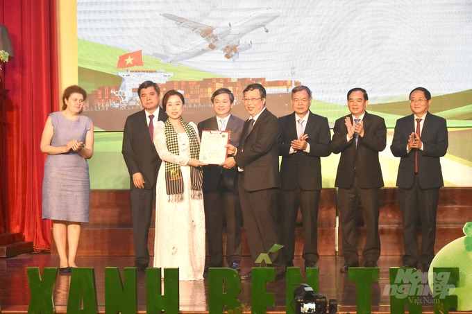 watermark dsc 0016 1418 20221128 471 153615